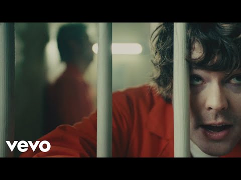 TWIN XL - Upgrade (feat. DREAMERS)