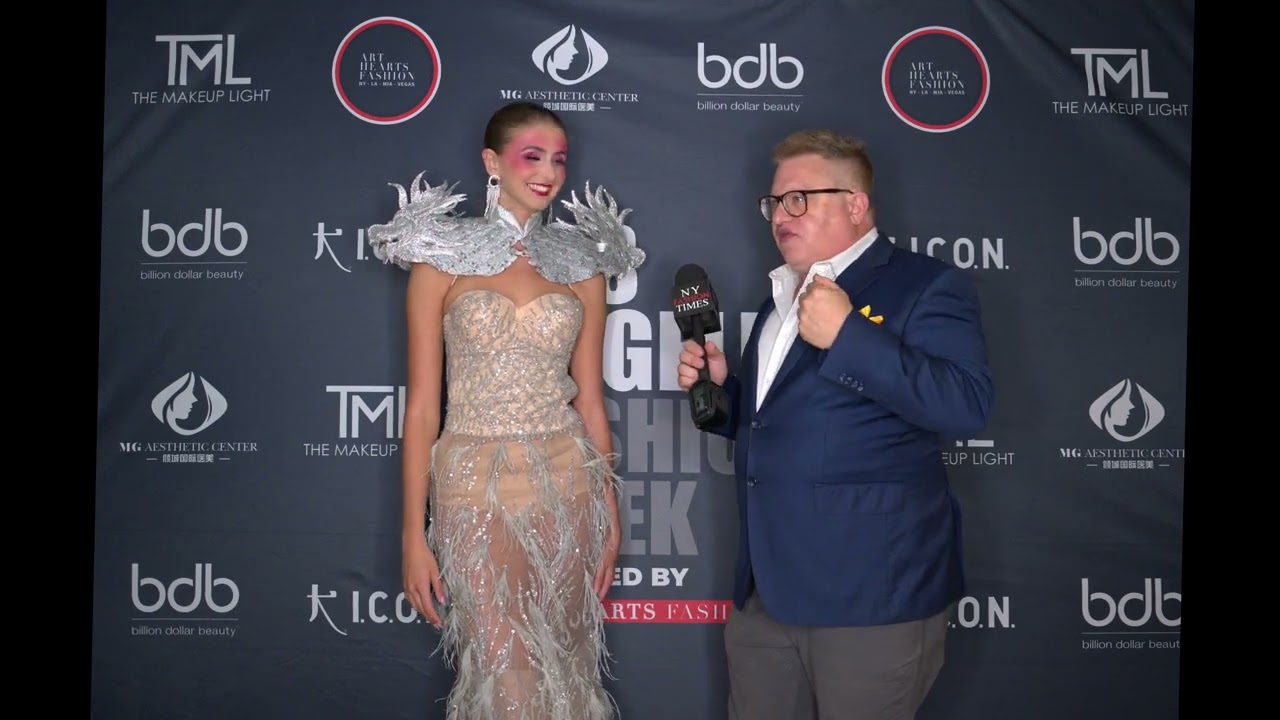 Model @Gracie_epperly_  wearing Designer @alexismonsanto at Art Hearts Fashion LA Fashion Week