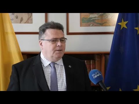 Lituânia expulsa três diplomatas russos