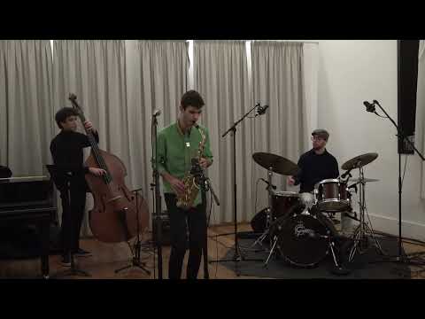 Álvaro Pinto - Billies Bounce Charlie Parker