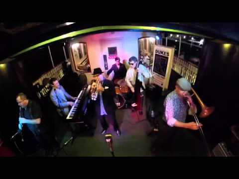 DUKES of Dixieland perform Allen Toussaints "Java"