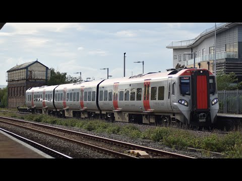 Trains at Rhyl (17/10/2023)