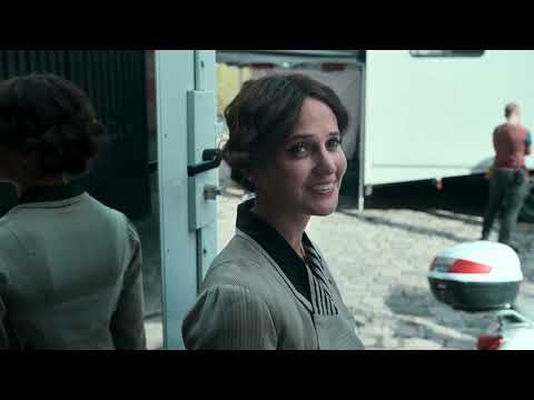 Irma Vep | Who's Who? | HBO GO