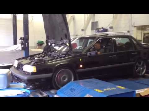 Volvo 850 T-5R 15G Dyno 272whp 321 TQ.