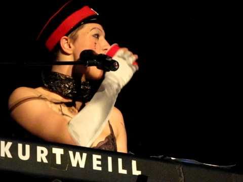 13/16 Dresden Dolls - Amanda Reads "Yes, Virginia" Editorial + Sing @ Wilber Theatre, Boston