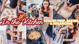 WORKING IN THE KITCHEN//cooking, baking, organizing, chatting!