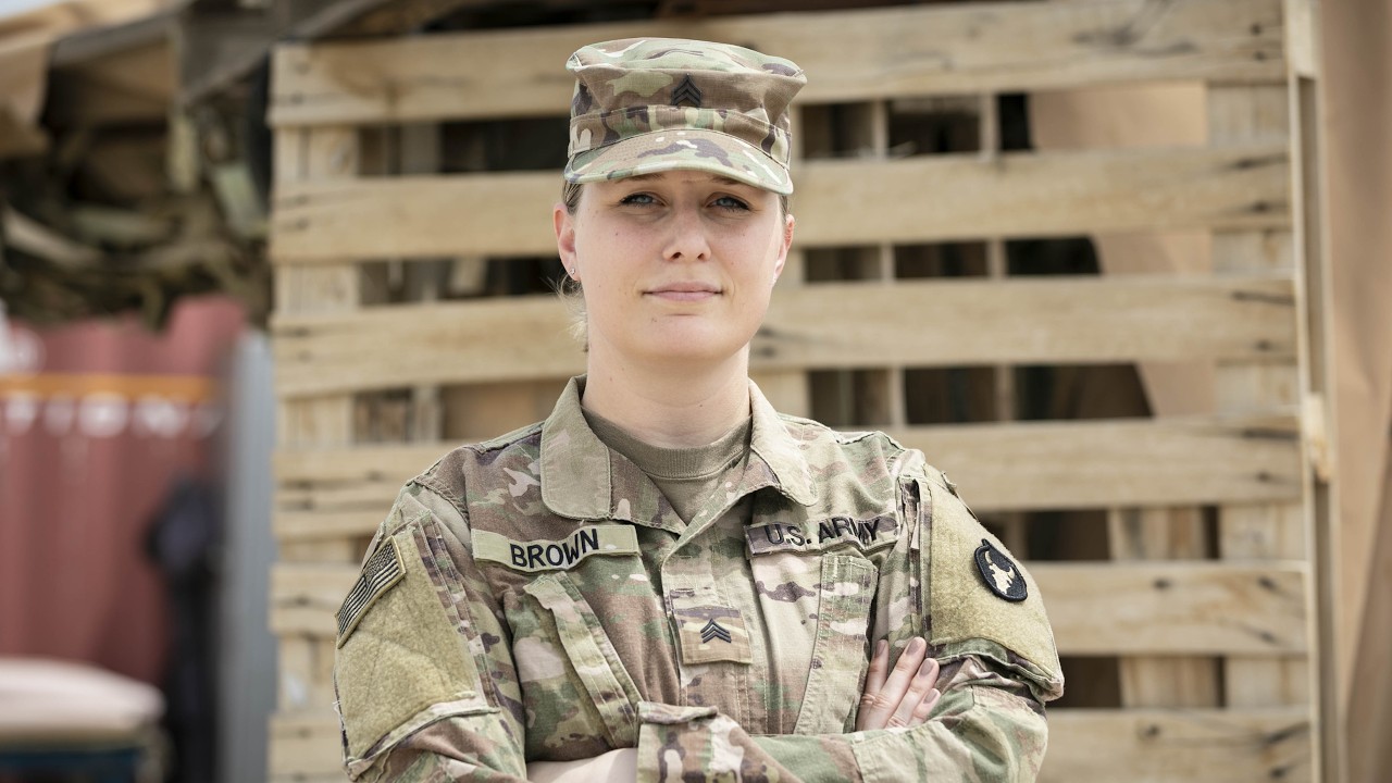 What does an US Army Geospatial Intelligence Imagery Analyst MOS 35G do?