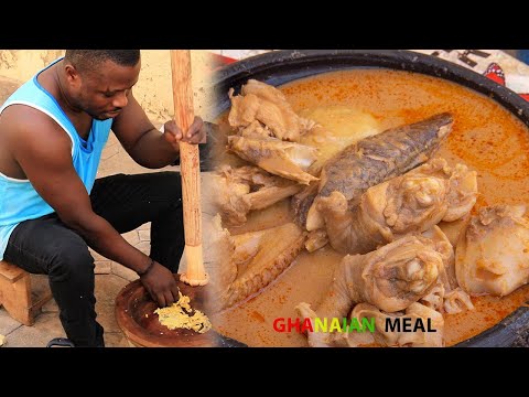 Finest Ghanaian male chef prepares the best and authentic Groundnut soup with assorted meats & Fufu