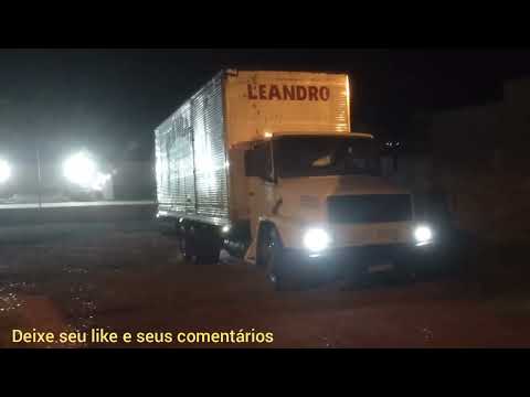 Avaré sp Leandro transportes chegando de são Paulo 