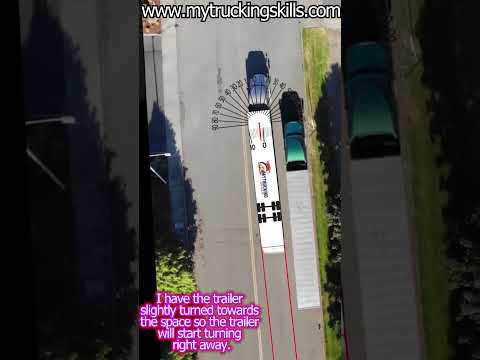 Parallel parking #backing #gaming #mytruckingskills