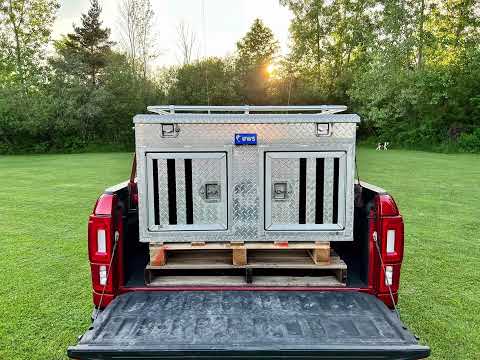 UWS ALUMINUM 48" X 48" DOG BOX REVIEW.