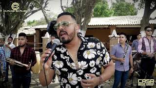 Besando La Cruz - Carlos Sarabia (Musical)