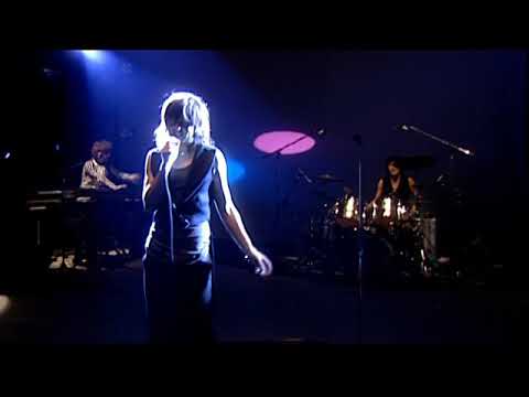 Videoclip de Putita (En Vivo Luna Park 2006) — Babasónicos