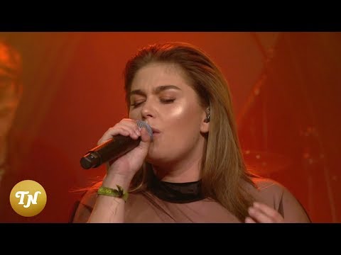 Roxeanne Hazes - Schiet Maar Raak (Live bij ESNS18)