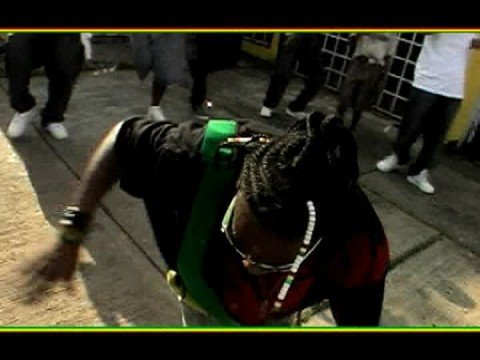 Scaredem Fish - Muevete Cruel