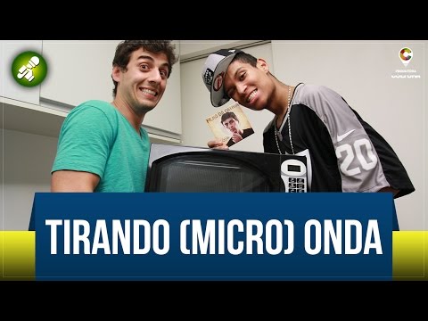 Tirando (Micro) Onda - Fabio Brazza e Ítalo Beatbox