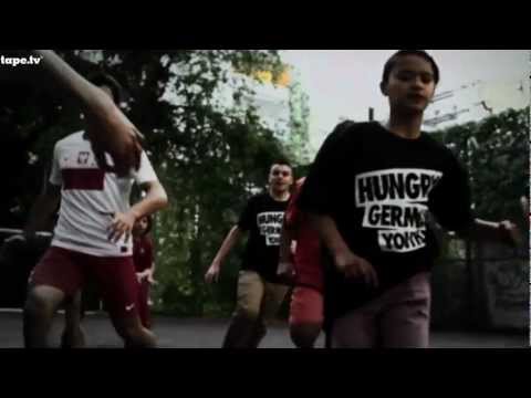 Azad - Alle Mann feat. Julian Williams (Official HD Video)