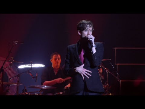 Pulp - Common People (Live at Brixton Academy 95)