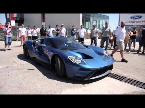 Ford GT en Madrid – Arranque y sonido del motor. Start-up, exhaust sound and moving