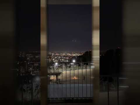 See Kobe U - 夜の自然科学総合研究棟3号館 / Evening at the Science and Technology Research Building 3