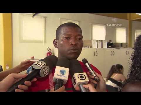 Marido de Cláudia Ferreira lamenta libertação de PMs envolvidos no caso -