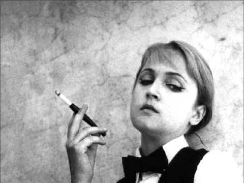 Laura Betti - Sulla strada che va a Reggio