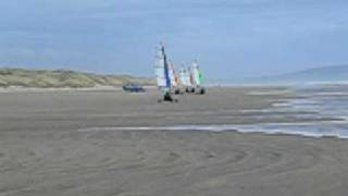 preview picture of video '2009 Blokarts on Oreti Beach, New Zealand'