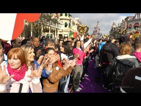 12 April 2012 Disneyland Paris 20th Anniversary Ceremony & Cast Member Flashmob HD