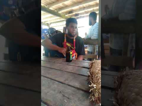 Tanim beksait. Archie Tarzy. Yako village Vanimo