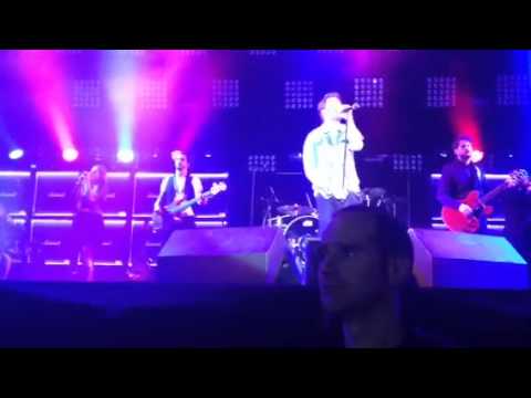 Dani Martín y Rayden - Beatles y Stones