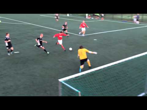 Kaido Ütsik (GEP) saves FC Doker attack