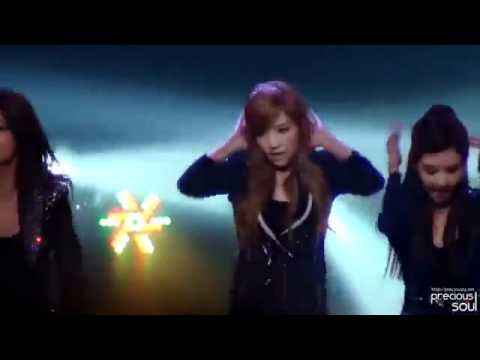 111029 SNSD Taeyeon - The Boys @ Music Core