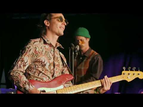 Dub Shepherds ft. Jahno - Keep On Running LIVE @dubcampfestival / 📹 @bandwprod