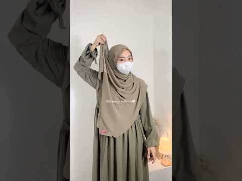 Dapatkan inspirasi hijab Pashmina yang stylish dan tutup dada dengan abaya cantik ini! 🌸✨ Siap untuk tampil stunning d...
