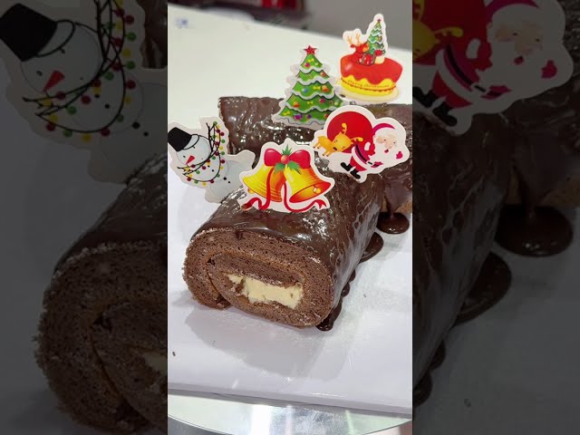 làm bánh khúc cây giáng sinh siêu dễ