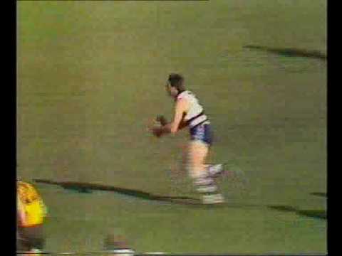 VFL Football R6 1989 - Hawthorn v Geelong