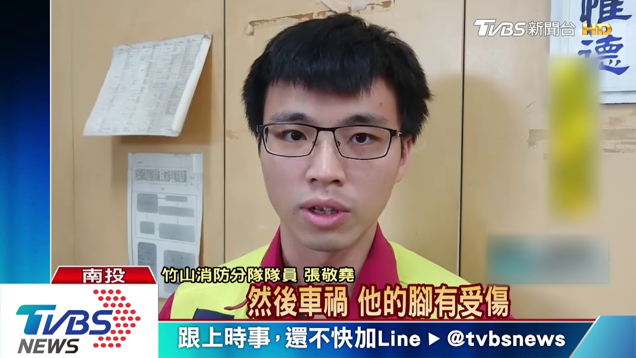 駕駛精神不濟 休旅車自撞電桿翻車