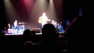 Henri Dès la machine