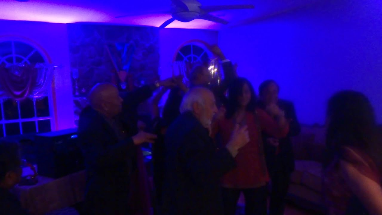 repeat movie image - 0