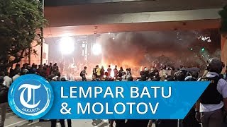 Lempari Batu dan Bom Molotov, Massa Perusuh Coba Kembali Mendekat ke Gedung DPR