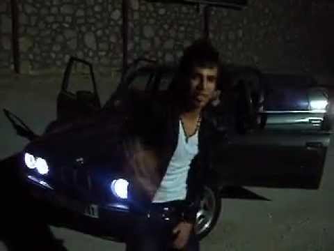 mAxY xL aCapELLa ( 2012 )