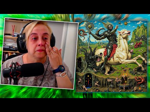 Hypermom reacts to Recycled J - The Legend