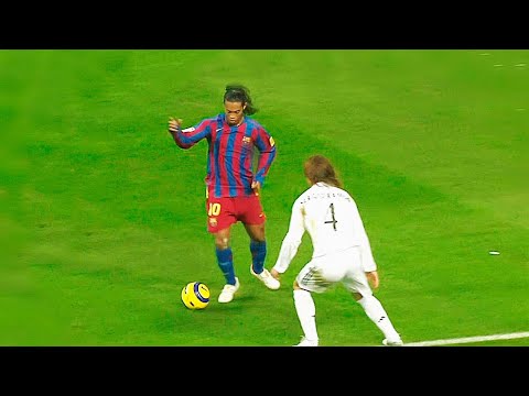 The day Ronaldinho destroyed Sergio Ramos - It looked so easy