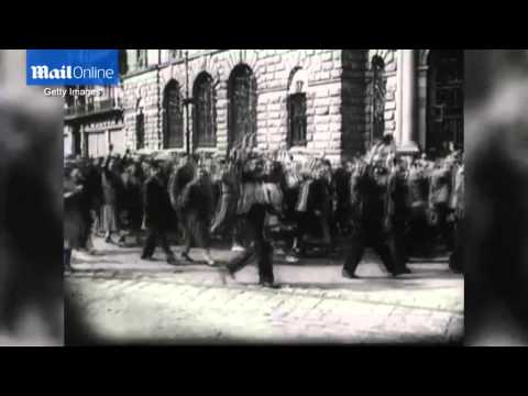German WW2 soldiers receive warm welcome...