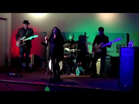 Gina Sicilia - I Cried - Live in Nebraska - 1/13/17