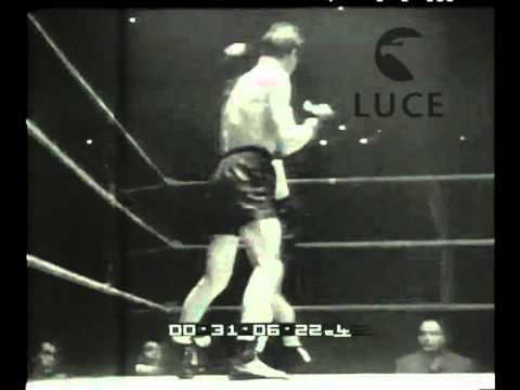 Boxing in Paris: Tiberio Mitri beats Jean Stock.