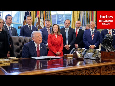 Video | ICYMI: Trump Rages Against Somalians, Defends Boat Strikes, Rescinds Biden Automobile Standards