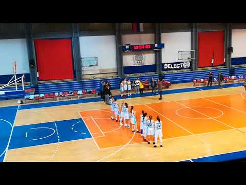 Radivoj Korać nagradio članove srebrne juniorske reprezentacije