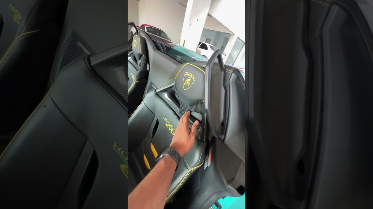 Unleash the thrill with the Lamborghini Huracán EVO Spyder 💨