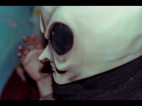 Los Nuevos Monstruos - Mantra (video oficial)
